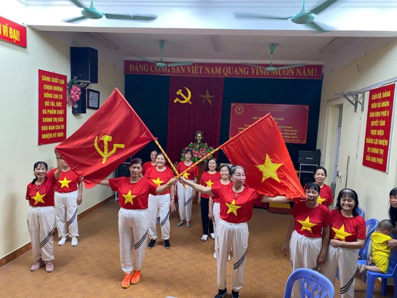 Hân hoan trong không khí thiêng liêng, hào hùng của 50 năm ngày Giải phóng miền Nam, 70 năm giải phóng khu mỏ