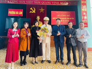 Công bố Quyết định của Giám đốc Công an tỉnh Quảng Ninh về công tác cán bộ Công an phường Hà Lầm